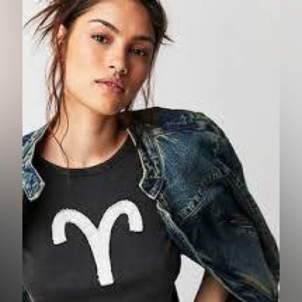 FREE PEOPLE THE LAUNDRY ROOM NWT COPY +PASTE ZODIAC ARIES T-SHIRT